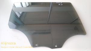 Używane Dodatkowa szyba prawa tylna wersja 4-drzwiowa Peugeot 2008 (CU) 1.2 12V e-THP PureTech 130 Cena € 55,00 Procedura marży oferowane przez Fa. Klijnstra & Zn. VOF