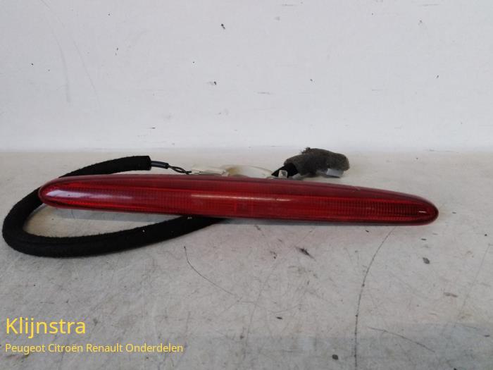 Tredje bromsljus från en Renault Megane Scenic 1999