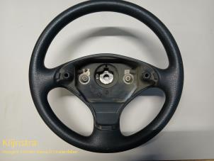 Gebruikte Stuurwiel Peugeot 106 II 1.1 XN,XR,XT,Accent Prijs € 60,00 Margeregeling aangeboden door Fa. Klijnstra & Zn. VOF