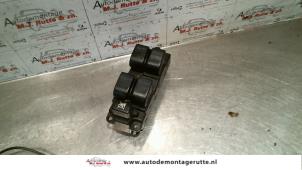 O108843 Gebruikte combischakelaar ramen Mazda 6.