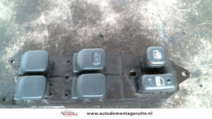 O109704 Gebruikte combischakelaar ramen Toyota Prius