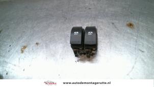 O109276 Gebruikte combischakelaar ramen Renault Scenic
