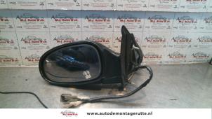 O84828 Gebruikte buitenspiegel links Chrysler Stratus