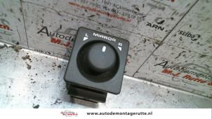 Begagnade Spegelspak Landrover Freelander Hard Top 1.8 16V Pris på förfrågan erbjuds av Autodemontage M.J. Rutte B.V.