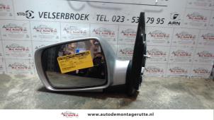 O85037 Gebruikte spiegel buiten links Kia Carnival