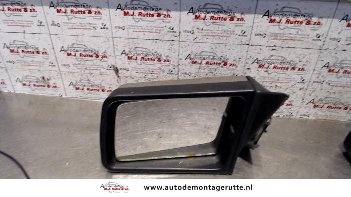 Gebruikte Spiegel Buiten links Opel Corsa O84434