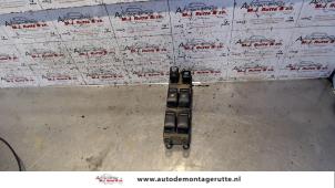 O109015 Gebruikte combischakelaar ramen Nissan X-Trail