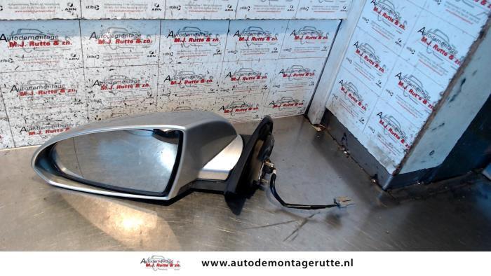 Gebruikte Buitenspiegel links Nissan Primera O84920