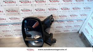 O84962 Gebruikte spiegel buiten links Nissan Primastar