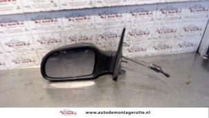 O85153 Gebruikte spiegel buiten links Citroen Saxo