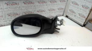 O85162 Gebruikte spiegel buiten links Citroen Picasso