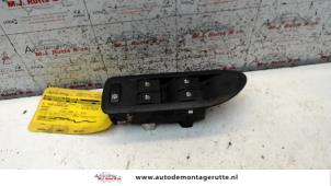 O109303 Gebruikte combischakelaar ramen Renault Laguna