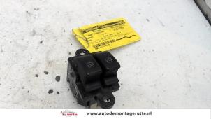 O108915 Gebruikte combischakelaar ramen Hyundai Atos