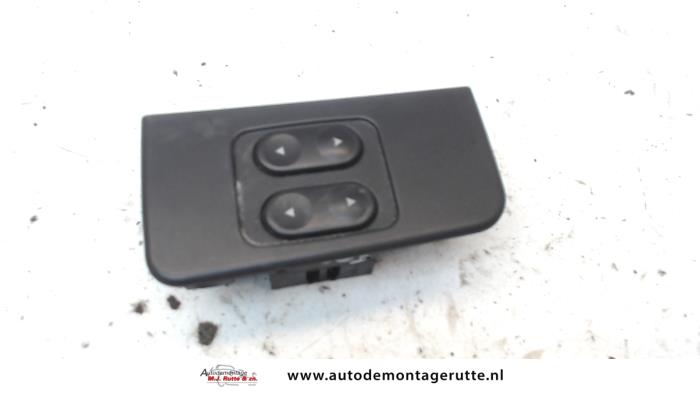 Gebruikte Schakelblok ruiten Fiat Punto O108746