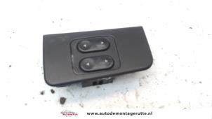 O108746 Gebruikte schakelblok ruiten Fiat Punto