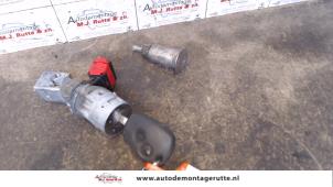 O114370 Gebruikte kontaktslot+sleutel Renault Twingo