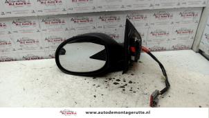 O84826 Gebruikte buitenspiegel links Chrysler Neon