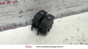 O109295 Gebruikte combischakelaar ramen Renault Twingo