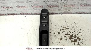 O109225 Gebruikte combischakelaar ramen Peugeot 307