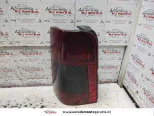 Gebruikte Achterlicht links Peugeot Partner 2.0 HDI Prijs op aanvraag aangeboden door Autodemontage M.J. Rutte B.V.