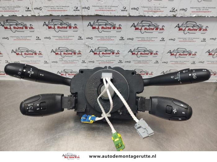 Gebruikte Stuurkolomschakelaar Citroen Xsara O137336