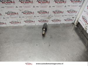 Używane Regulacja walka rozrzadu Nissan Note (E11) 1.4 16V LPG Cena na żądanie oferowane przez Autodemontage M.J. Rutte B.V.