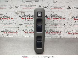 Gebruikte Combischakelaar ramen Suzuki Alto (RF410) 1.1 16V Prijs op aanvraag aangeboden door Autodemontage M.J. Rutte B.V.