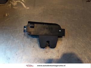 Gebruikte Slotmechaniek Achterklep Citroen C4 Berline (LC) 1.6 16V Prijs op aanvraag aangeboden door Autodemontage M.J. Rutte B.V.