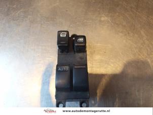 O146361 Gebruikte combischakelaar ramen Nissan Almera