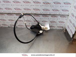 Gebruikte Deurslot Mechaniek 2Deurs rechts Citroen C4 Coupé (LA) 1.6 16V Prijs op aanvraag aangeboden door Autodemontage M.J. Rutte B.V.