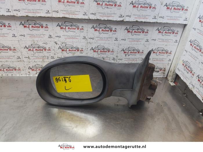 Gebruikte Spiegel Buiten links Renault Laguna O148411