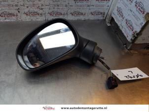 O149671 Gebruikte spiegel buiten links Seat Leon