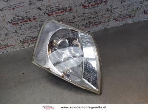 Gebruikte Pinker rechts Volkswagen Passat (3B2) 1.8 20V Prijs op aanvraag aangeboden door Autodemontage M.J. Rutte B.V.