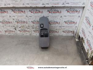 O152393 Gebruikte combischakelaar ramen Mitsubishi Colt