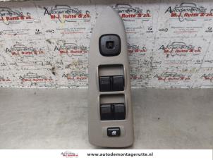 O152395 Gebruikte combischakelaar ramen Mazda Premacy