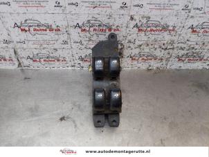 O154657 Gebruikte combischakelaar ramen Hyundai Santafe