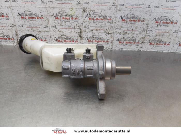 Maître-cylindre De Frein Avec Réservoir Frankberg - Compatible Matiz M200/M250 Et Spark 0.8L/1.0L - Remplace 96316435
