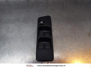 O161577 Gebruikte schakelblok ruiten Subaru Forester