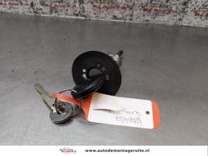 Używane Stacyjka + Kluczyk Suzuki Wagon-R+ (RB) 1.0 Cena € 45,00 Procedura marży oferowane przez Autodemontage M.J. Rutte B.V.