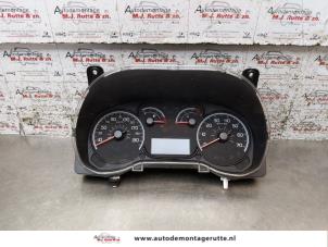 Używane Licznik kilometrów KM Fiat Doblo Cargo (263) 1.3 MJ 16V DPF Euro 5 Cena na żądanie oferowane przez Autodemontage M.J. Rutte B.V.