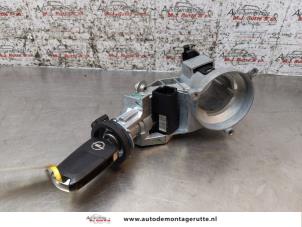 Gebruikte Kontaktslot + Sleutel Opel Corsa D 1.2 ecoFLEX Prijs op aanvraag aangeboden door Autodemontage M.J. Rutte B.V.