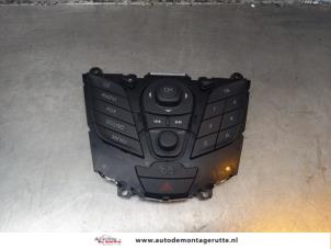 Begagnade Radiokontrollpanel Ford Fiesta 6 (JA8) 1.25 16V Pris på förfrågan erbjuds av Autodemontage M.J. Rutte B.V.