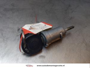 Używane Stacyjka + Kluczyk Suzuki Wagon-R+ (RB) 1.3 16V VVT Cena na żądanie oferowane przez Autodemontage M.J. Rutte B.V.