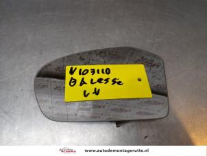 Begagnade Spegelglas, vänster Mercedes B (W245) 1.7 B-170 16V Pris på förfrågan erbjuds av Autodemontage M.J. Rutte B.V.