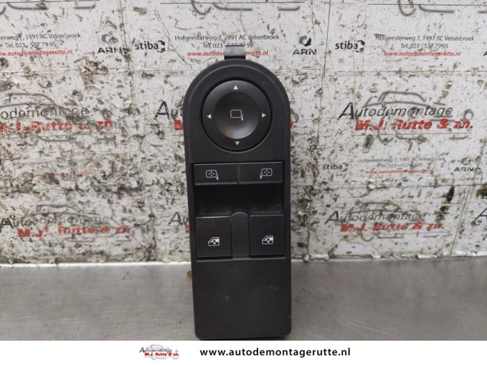 Gebruikte Combischakelaar ramen Opel Zafira O171227