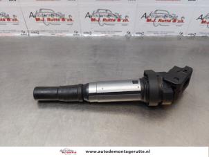 Używane Cewka zaplonowa BMW 3 serie Touring (E91) 318i 16V Cena € 20,00 Procedura marży oferowane przez Autodemontage M.J. Rutte B.V.