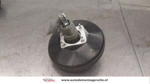 Begagnade Bromsservo Opel Agila (B) 1.0 12V Pris € 50,00 Marginaltabell erbjuds av Autodemontage M.J. Rutte B.V.