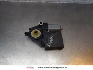 Begagnade Motor, dörrfönster Volkswagen Caddy III (2KA,2KH,2CA,2CH) 2.0 SDI Pris på förfrågan erbjuds av Autodemontage M.J. Rutte B.V.