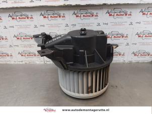 Gebruikte Chaufage Ventilatiemotor Fiat Doblo Cargo (263) 1.3 MJ 16V DPF Euro 5 Prijs op aanvraag aangeboden door Autodemontage M.J. Rutte B.V.