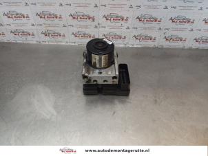 Gebruikte ABS Pomp Chevrolet Matiz (M200) 0.8 S,SE Prijs € 175,00 Margeregeling aangeboden door Autodemontage M.J. Rutte B.V.